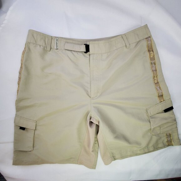 Columbia PFG Fishing Cargo Shorts Men's Size L Beige Logo Trim 108 FM 4005 - Picture 2 of 9